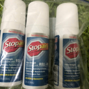 Dầu xoa bóp giảm đau Stopain Extra Strength Roll-On