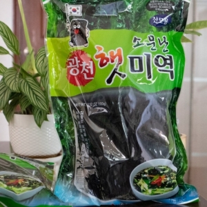 Rong biển Hàn Quốc nấu canh, lẩu, salad gói 50g